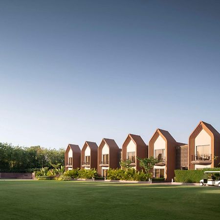 Radisson Resort & Spa Kandla Gāndhīdhām Exterior foto