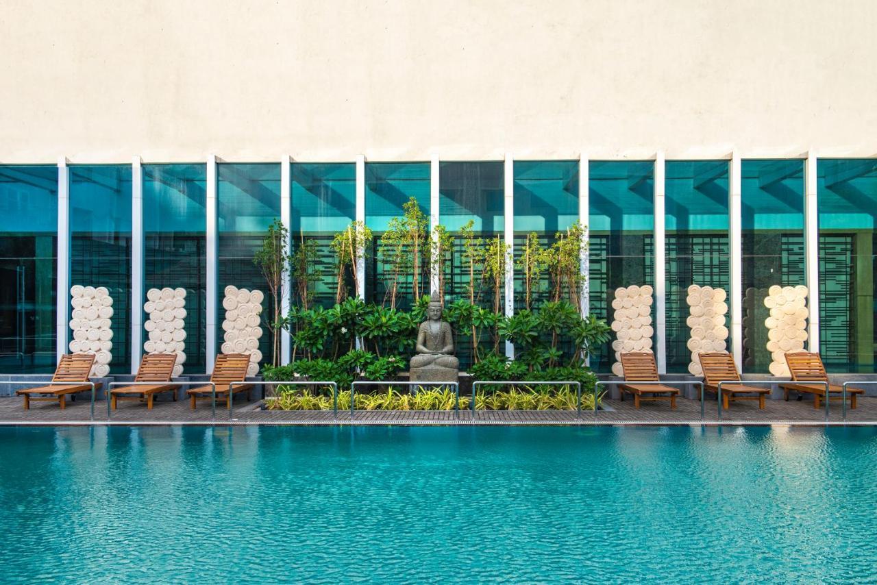 Radisson Resort & Spa Kandla Gāndhīdhām Exterior foto